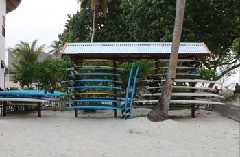 Cokes Surf Camp Hotell Thulusdhoo Exteriör bild
